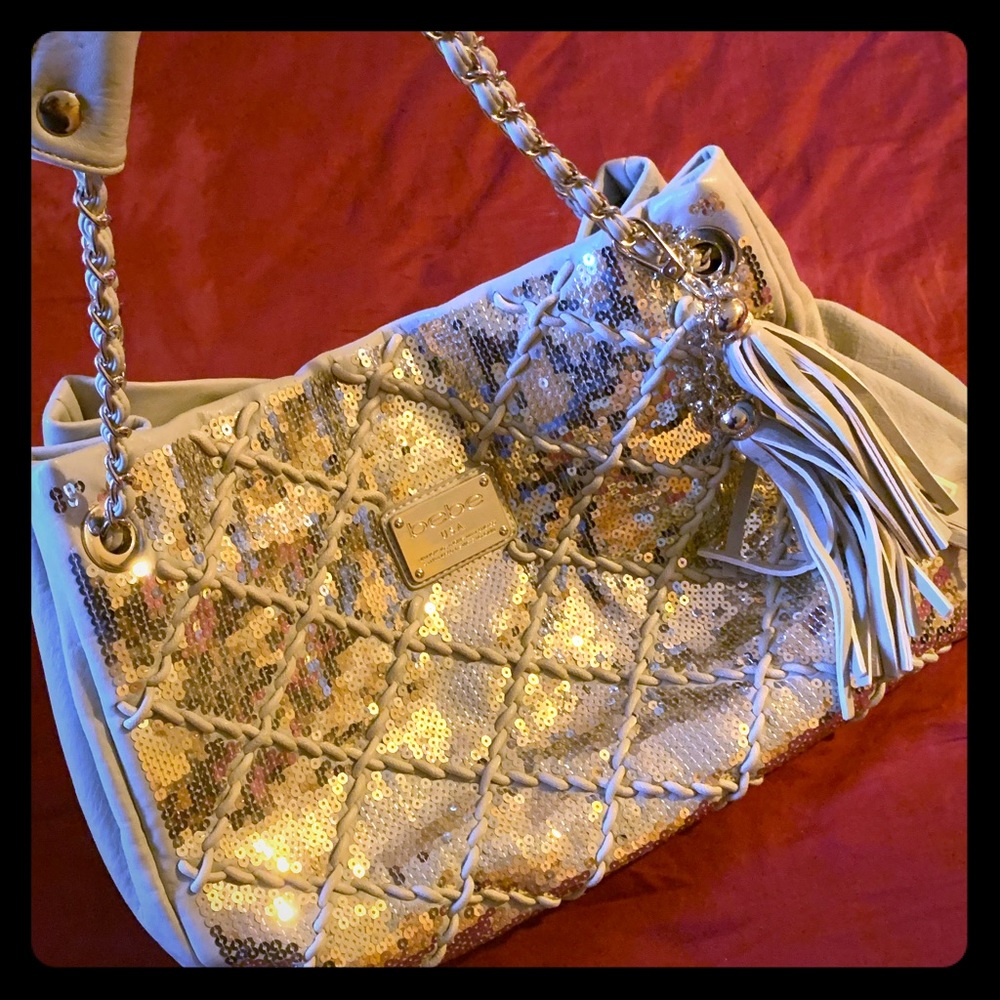 Glam style Bebe tote bag ✨